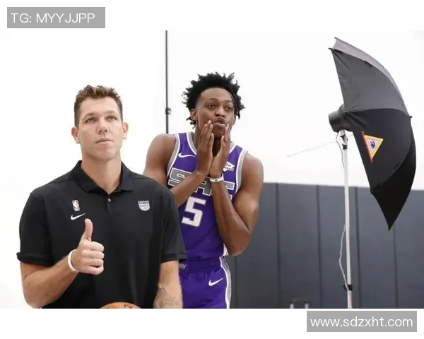 雄鹿队主场告负，遭遇两连败：球队状态堪忧，未来路在何方？